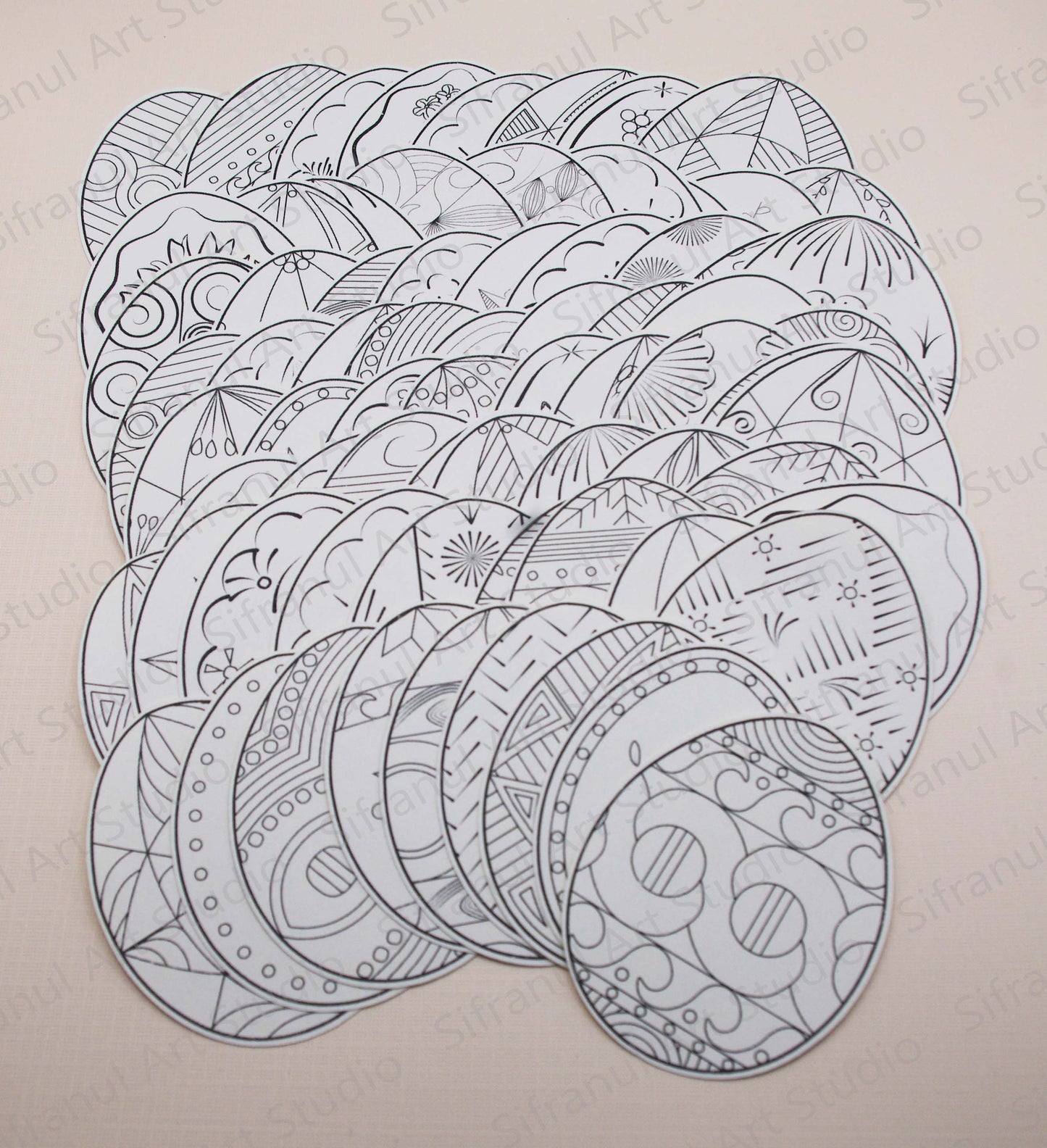 Sticker Pysanky to Colour