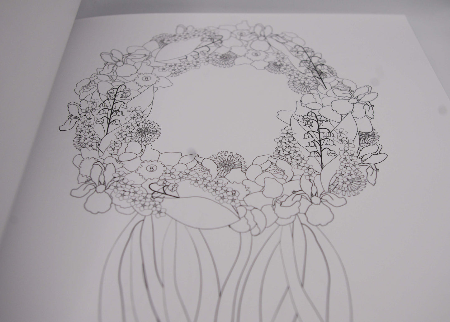 Wreath Colouring Book