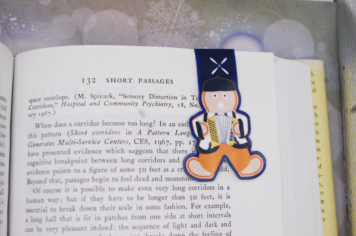 Ukrainian Gingerbread Caroler Magnetic Bookmarks