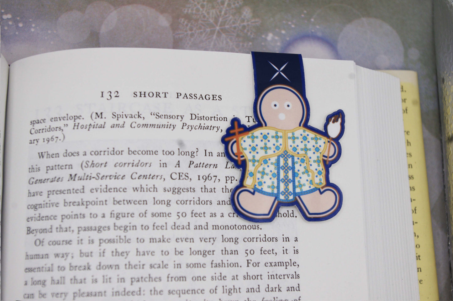 Ukrainian Gingerbread Caroler Magnetic Bookmarks