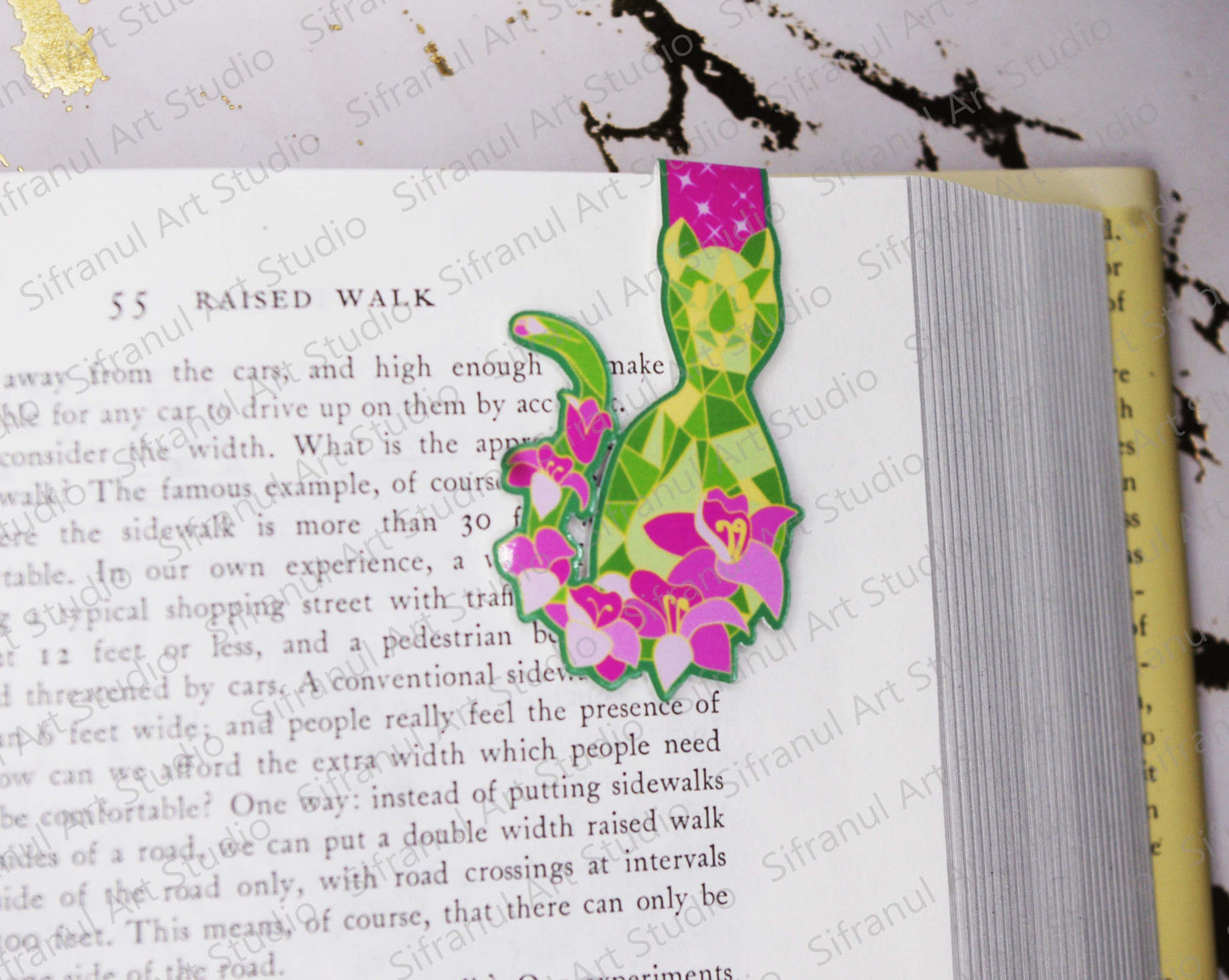 August  Birthday Cat Magnetic Bookmark
